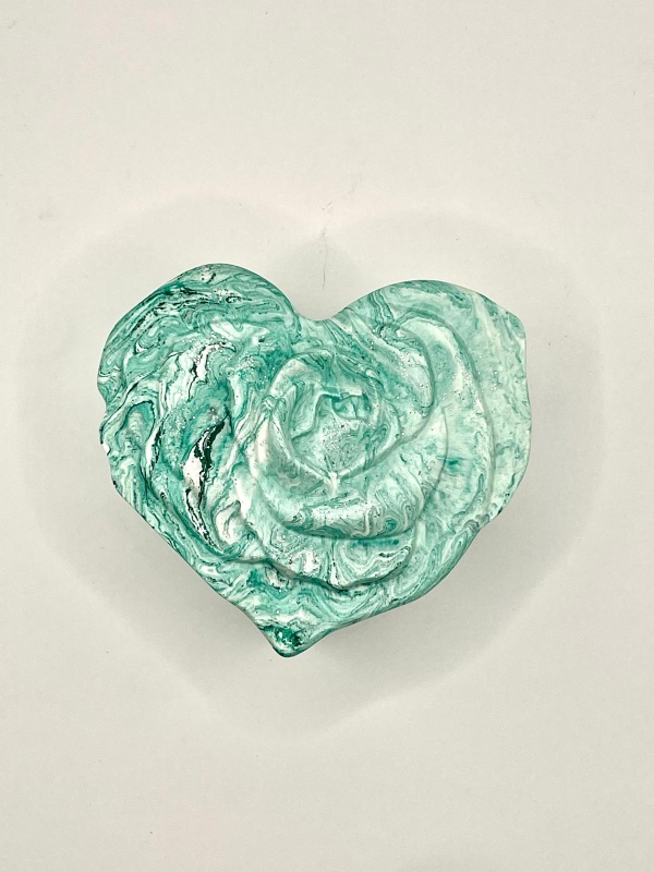 Caixa decorativa com tampa em jesmonite em forma de rosa verde - Image 3