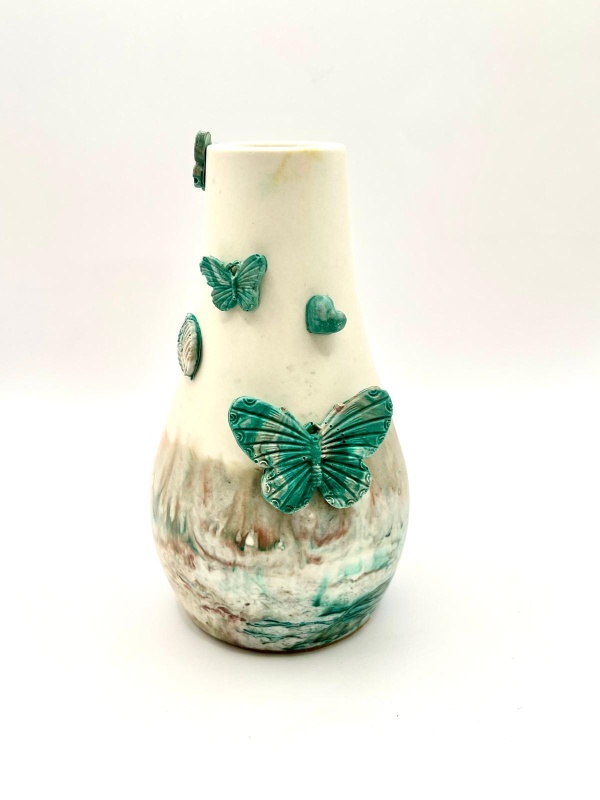 Jarra decorativa em jesmonite Primavera com borboletas